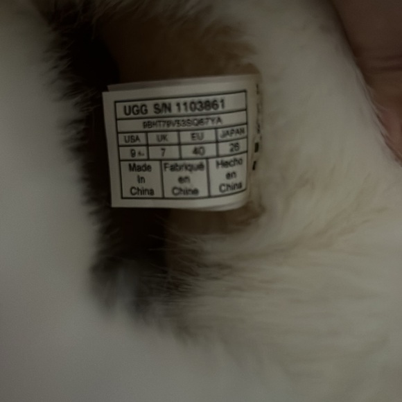 Ugh Fur Slippers - Picture 3 of 4